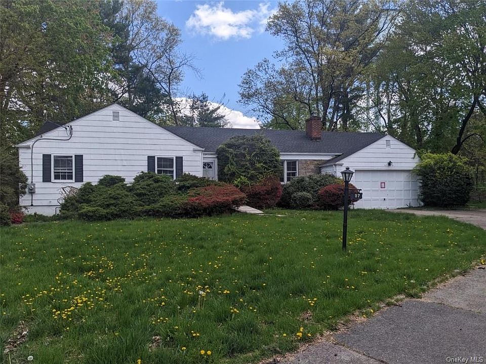 1st image of 97 Wilmot Cir