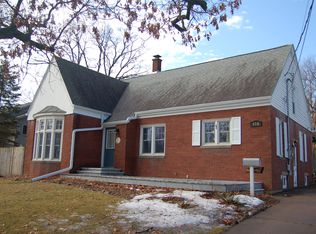 416 High St, Waupaca, WI 54981