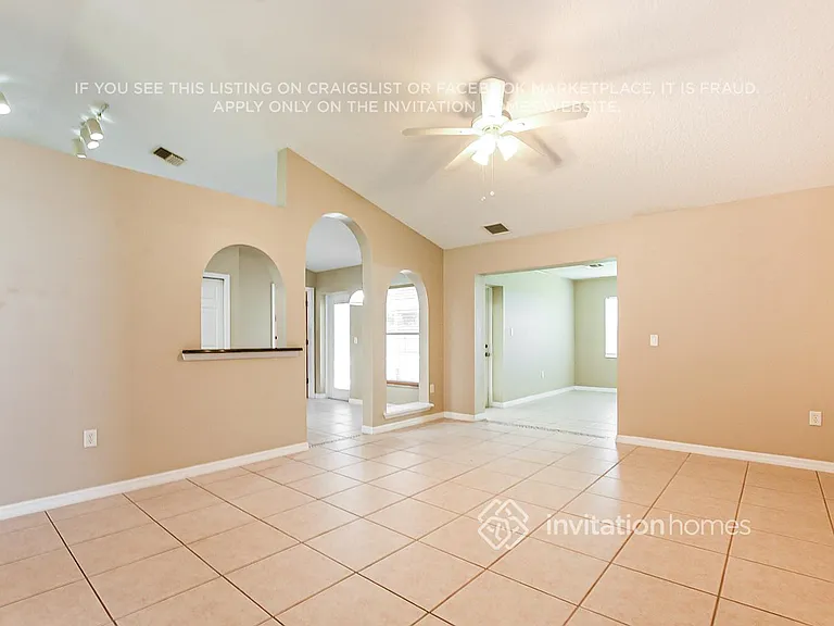 13203 Biscayne Dr — Photo 6
