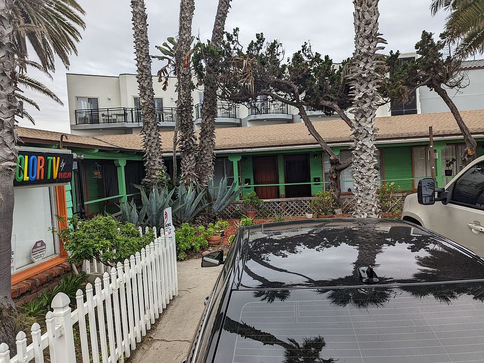 1st image of 4449 Ocean Blvd #9