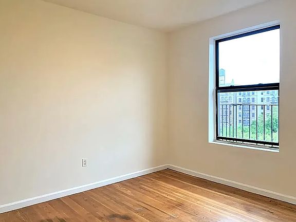 2nd image of 100 W 139th St Unit 20C