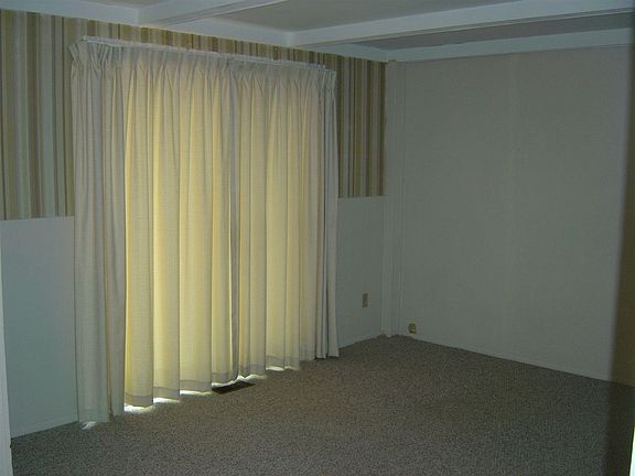4th image of 1701 Shenandoah Dr