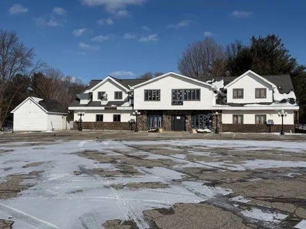 66402 State Road 19, Wakarusa, IN 46573