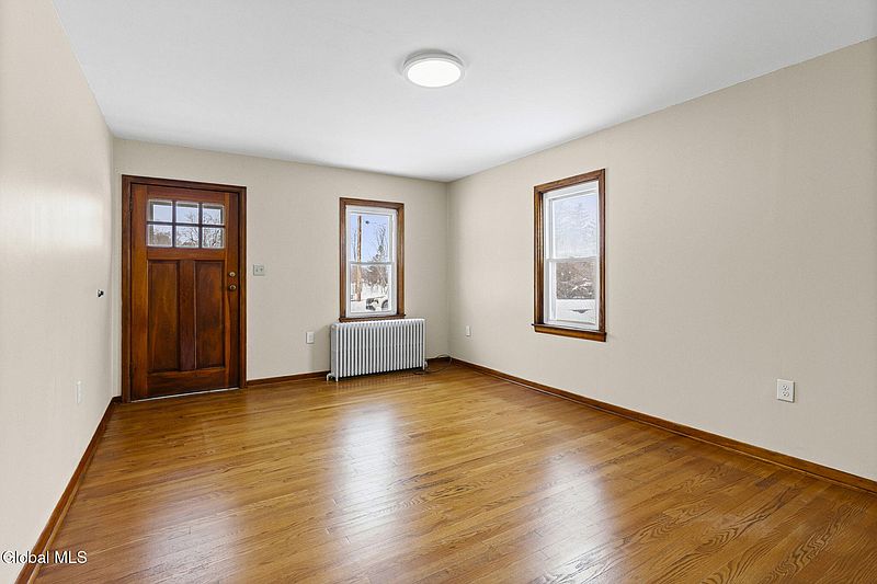 5th image of 7 Onderdonk Avenue