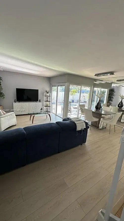 3 bed, 2.5 bath, $3,300 — Photo 1
