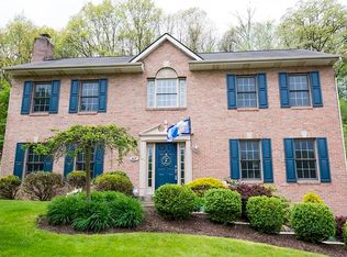 1615 Valley Brooke Ct, Wexford, PA