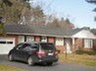 35 Brooklawn Rd, Wilbraham, MA 01095