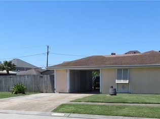 2052 Valmar St, Meraux, LA 70075