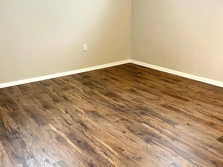 220 S Patrick Henry Rd — Photo 8