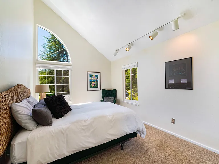 3540 Happy Valley Rd — Photo 15