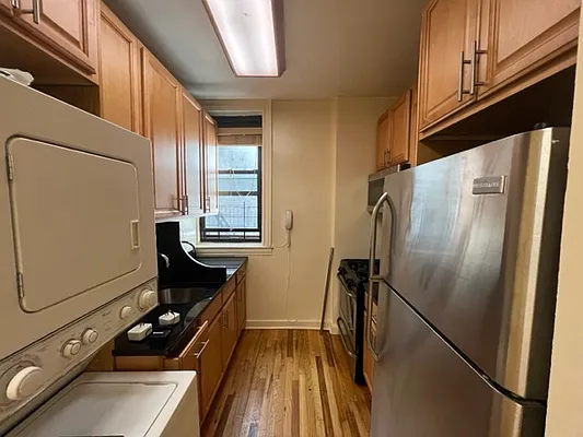 Rented by Contact Realty II Corp | media 12