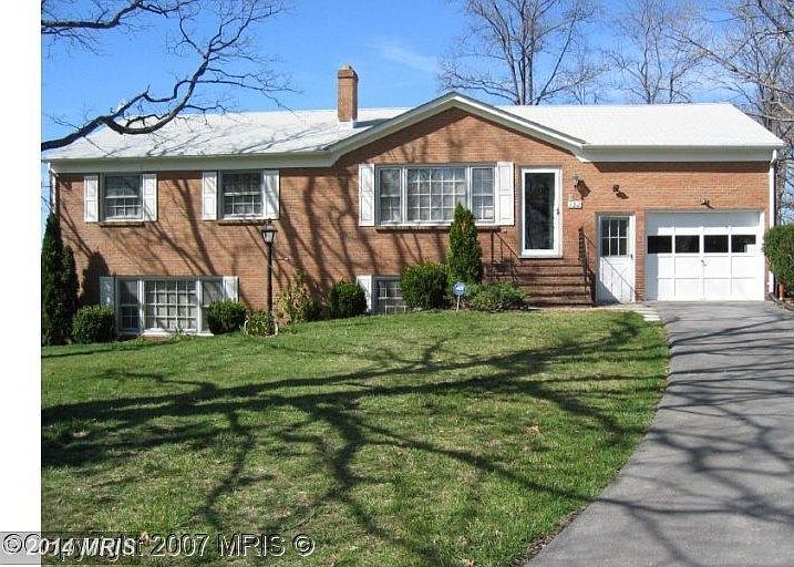 1st image of 132 Westwood Cir