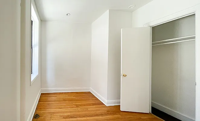 Rented by Kahen Properties | media 17