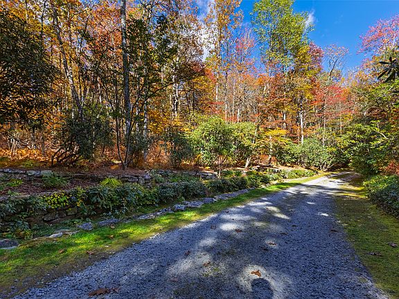 5th image of 176 Panthertown Trail