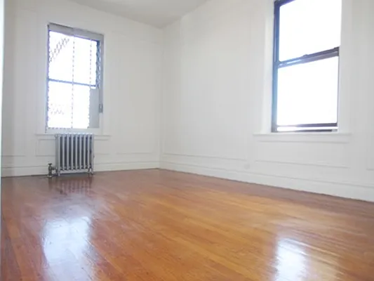 Rented by City Connections Realty | media 12