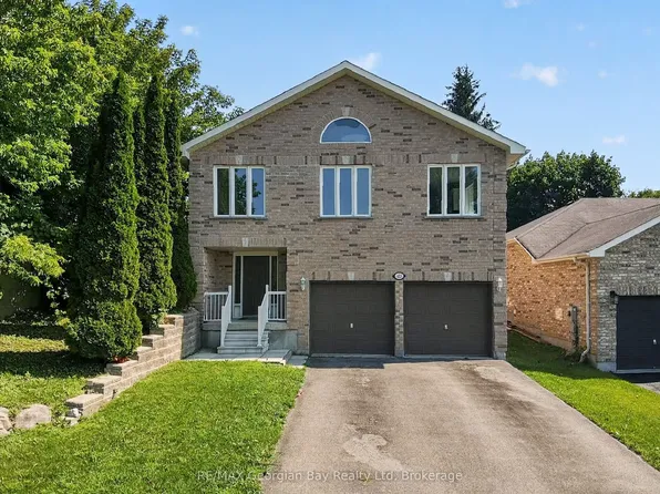 423 Irwin St, Midland, ON L4R 2V6