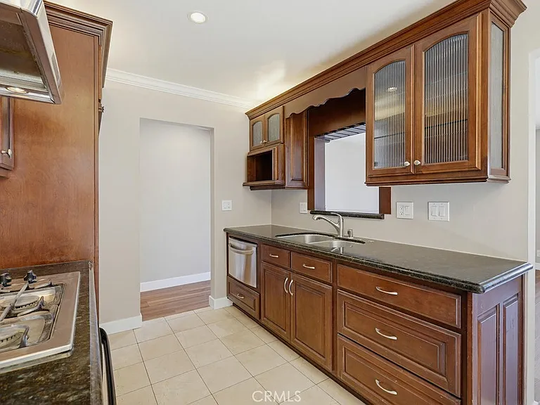 243 N Pageant St — Photo 16