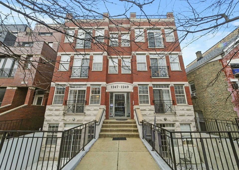 1st image of 1247 N Bosworth Ave #1S