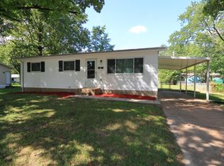 285 Elmdale Dr, Saint Louis, MO