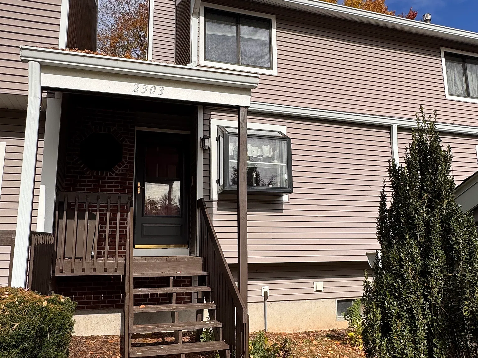 2 bed, 2.5 bath, 1316 sqft, $2,650 — Photo 2