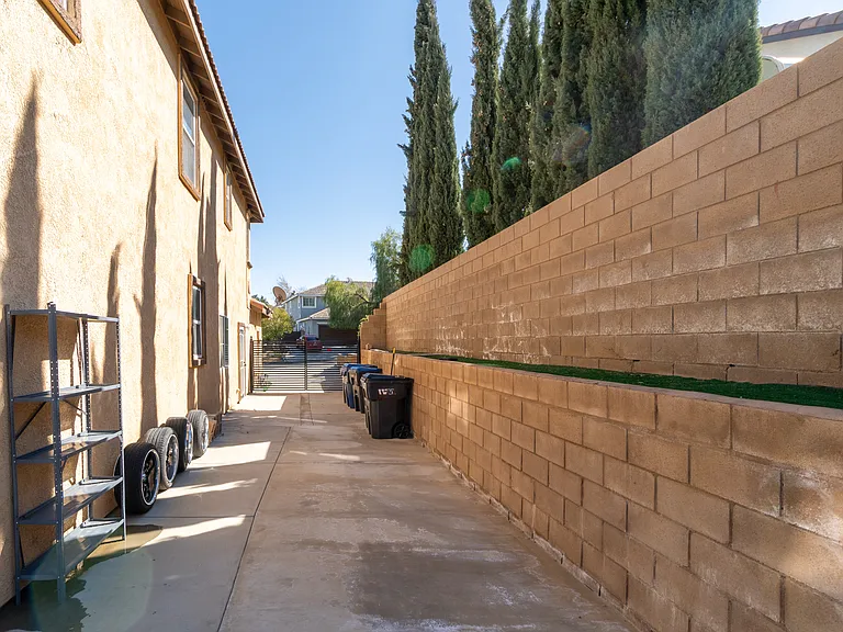 40947 Ridgegate Ln — Photo 63