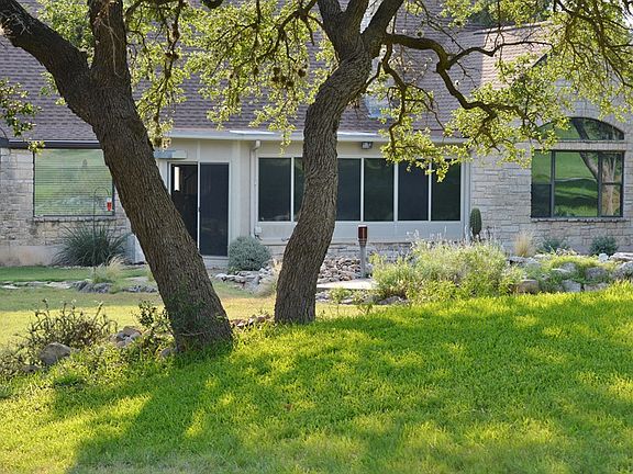 2nd image of 77 Brookhollow Dr