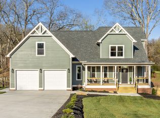 2502 Love Ln, Soddy Daisy, TN 37379