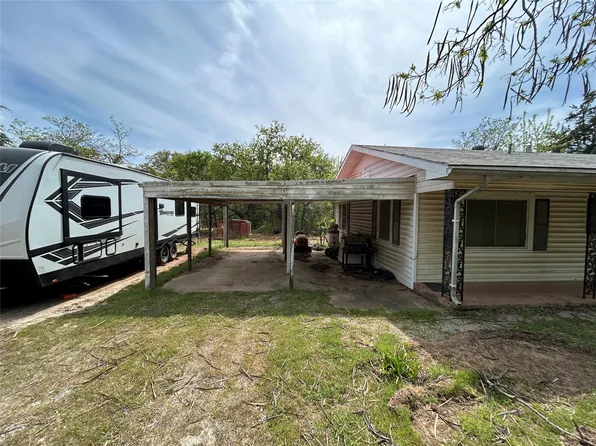2112 Peterson Rd, Denison, TX 75020