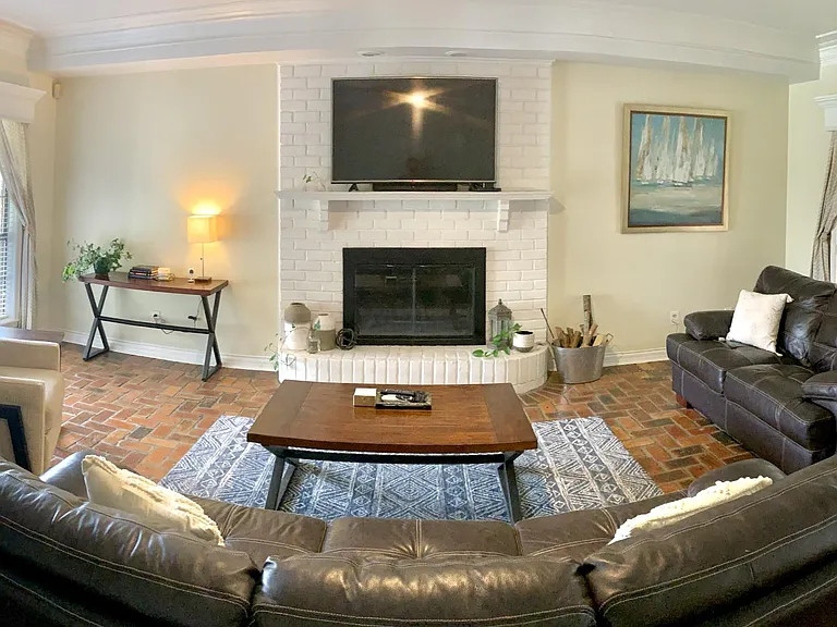 2584 Audubon Pl — Photo 3