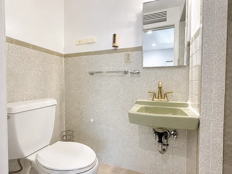 29 Ramsell St — Photo 12