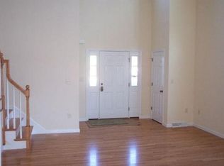 8 Stonecrest Trl, Elizabethtown, PA 17022