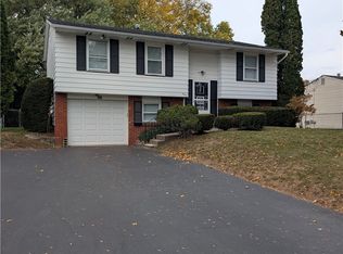 460 Alfonso Dr, Rochester, NY 14626