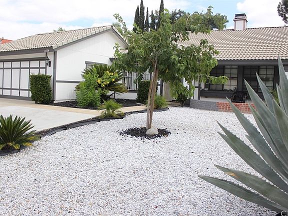 3rd image of 13774 Rockcrest Dr