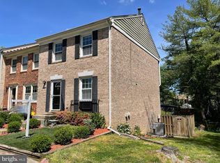 9270 Sprucewood Rd, Burke, VA 22015