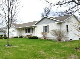 2070 E Breezewood Ct, Plover, WI 54467