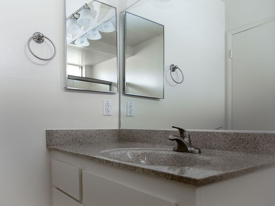 Garden Vista Apartments LLC 366 Avocado St Costa Mesa, CA Zillow