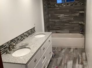 32301 Sutton Rd, Chesterfield, MI 48047