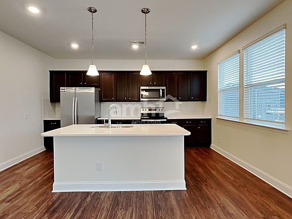 3rd image of 127 Alaina Ct