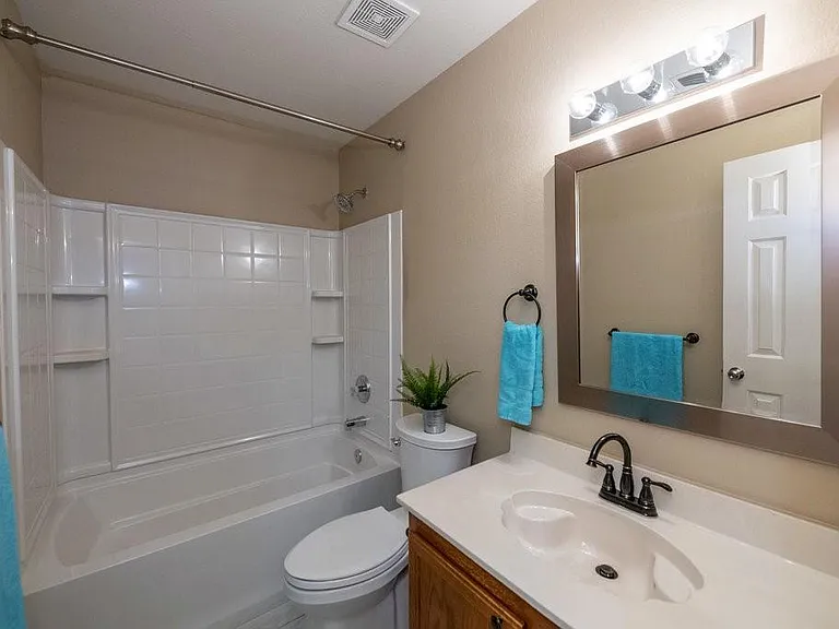8308 Cotton Valley Ln — Photo 5