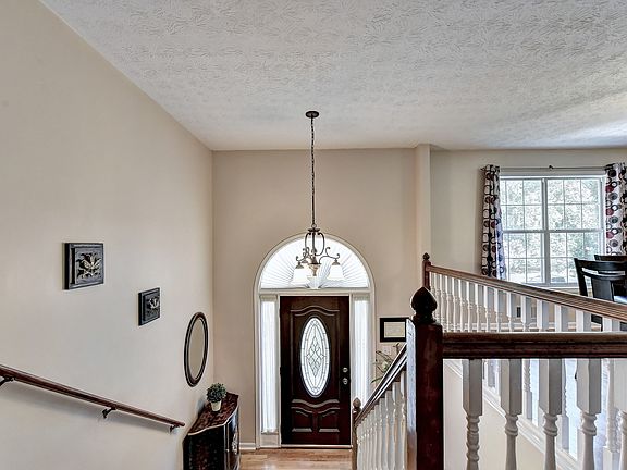 3rd image of 2769 Lanier Dr