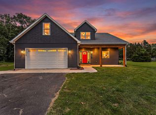 13421 N Oriole Dr, Wheatfield, IN 46392