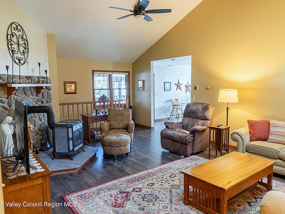 5th image of 596 Joseph Chadderdon Road