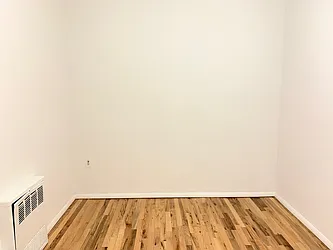 Rented by Akelius Real Estate Management