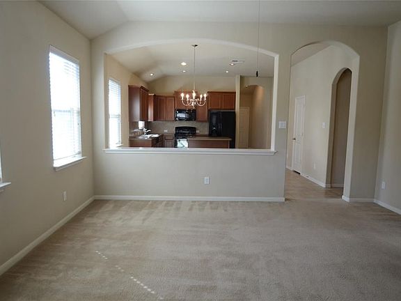 4th image of 25534 Marmite Dr