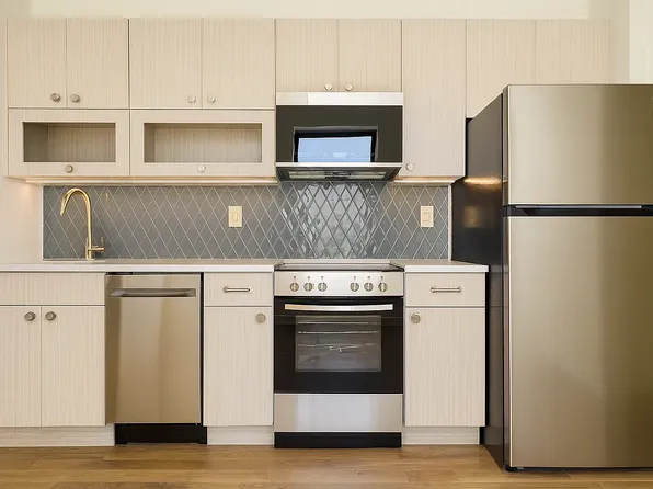 524 West 134th Street image 5 of 10