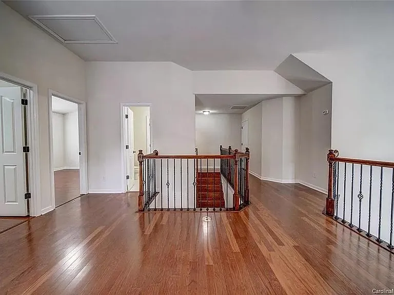 10947 Princeton Village Dr — Photo 21