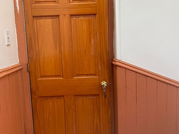 3rd image of 217 Summit Ave #2