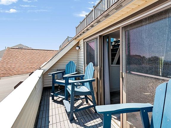 5th image of 989 Ocean Boulevard #5