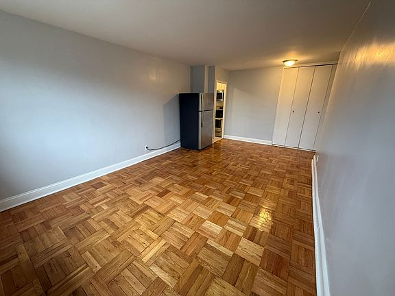 5th image of 702 Boulevard E E #311E