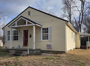 710 S Main St, Harrisburg, IL 62946